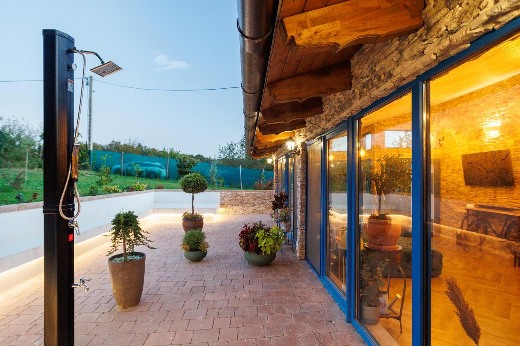Feszek Villa Zalaegerszeg Dış mekan fotoğraf